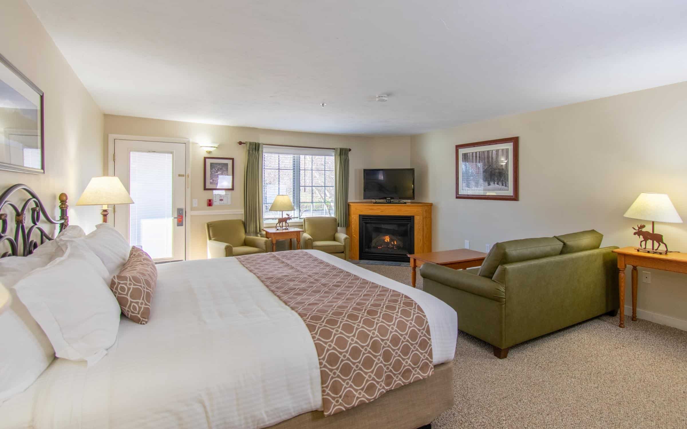 deluxe lodging Eastern Slope Inn Resort
